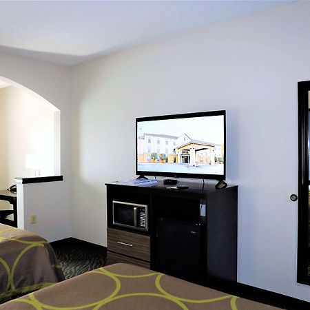 Super 8 By Wyndham High Point/Greensboro Extérieur photo