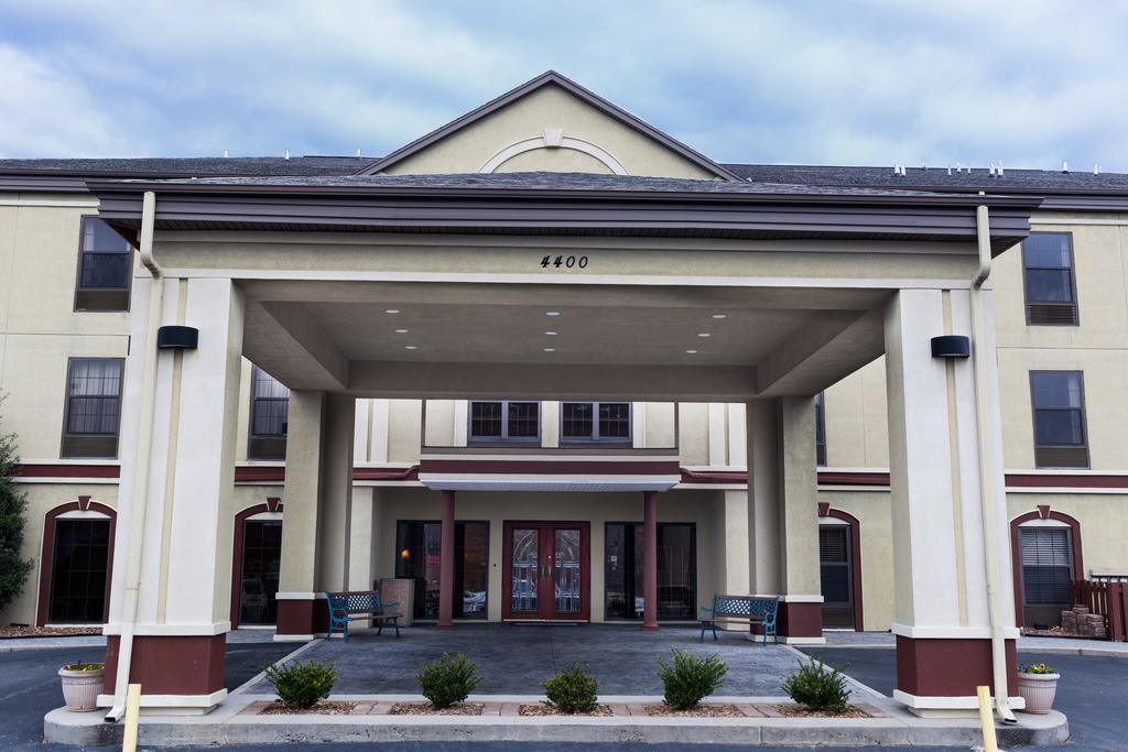 Super 8 By Wyndham High Point/Greensboro Extérieur photo